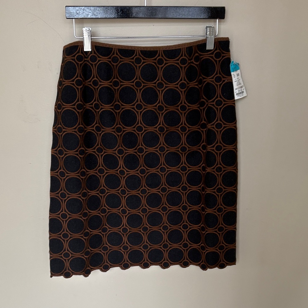Per se Elegant Black and Brown Circle Pattern Skirt